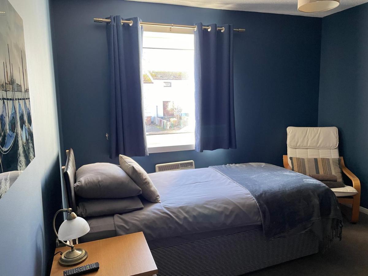 The Number Eleven Apartment Kilmuir  Extérieur photo