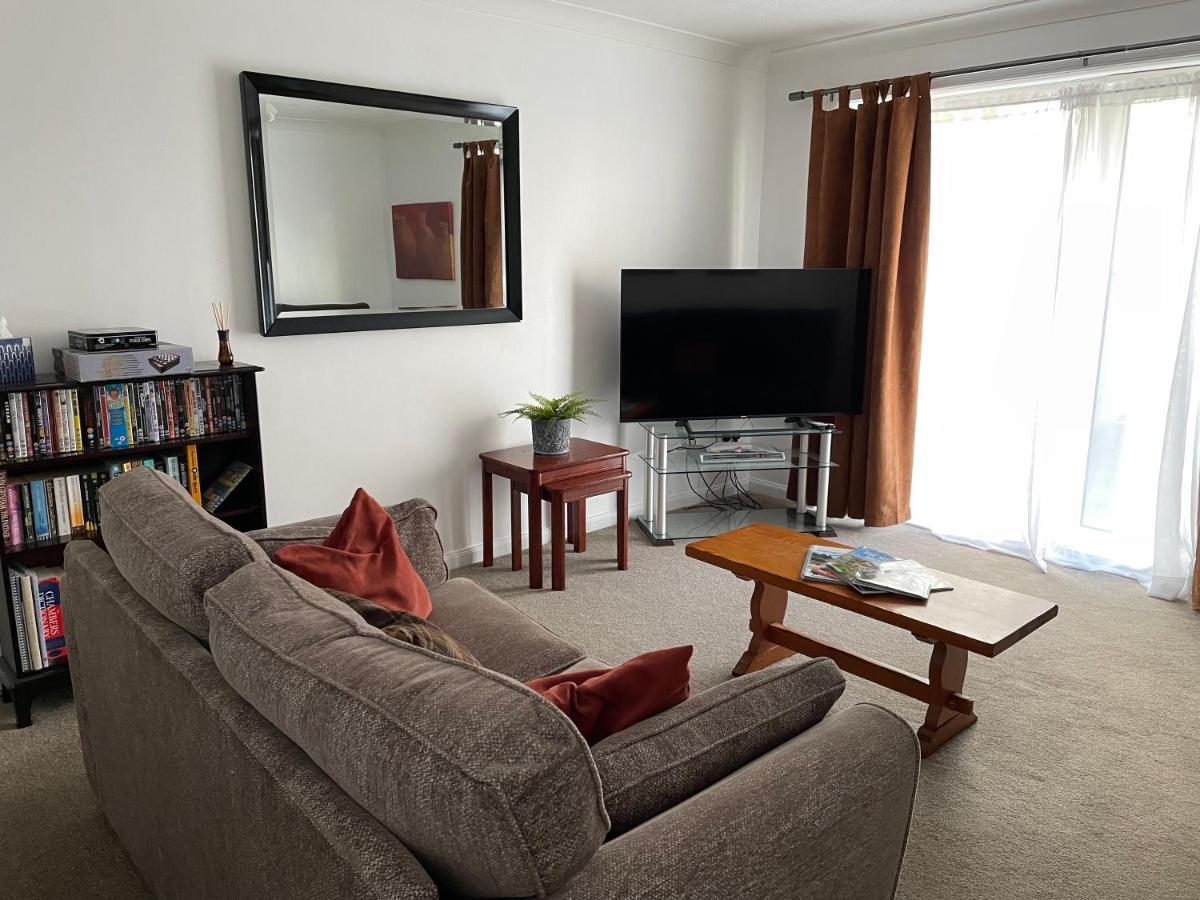 The Number Eleven Apartment Kilmuir  Extérieur photo